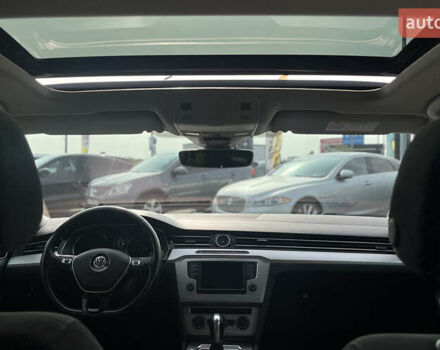 Черный Фольксваген Пассат, объемом двигателя 1.97 л и пробегом 230 тыс. км за 16800 $, фото 17 на Automoto.ua