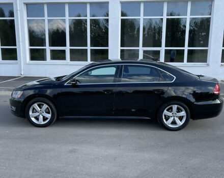 Черный Фольксваген Пассат, объемом двигателя 1.8 л и пробегом 195 тыс. км за 12500 $, фото 4 на Automoto.ua