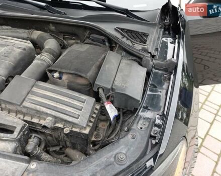 Черный Фольксваген Пассат, объемом двигателя 1.8 л и пробегом 110 тыс. км за 12000 $, фото 2 на Automoto.ua