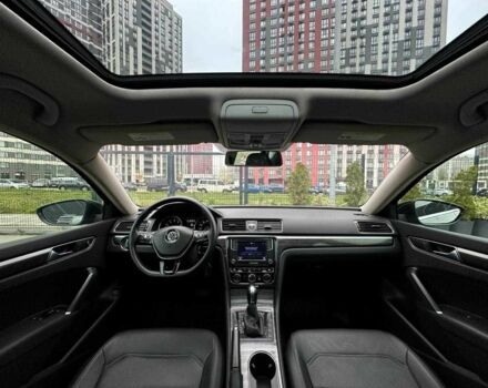 Черный Фольксваген Пассат, объемом двигателя 1.8 л и пробегом 187 тыс. км за 11950 $, фото 21 на Automoto.ua