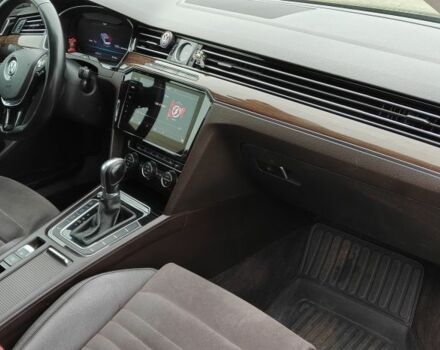 Черный Фольксваген Пассат, объемом двигателя 2 л и пробегом 289 тыс. км за 16899 $, фото 5 на Automoto.ua