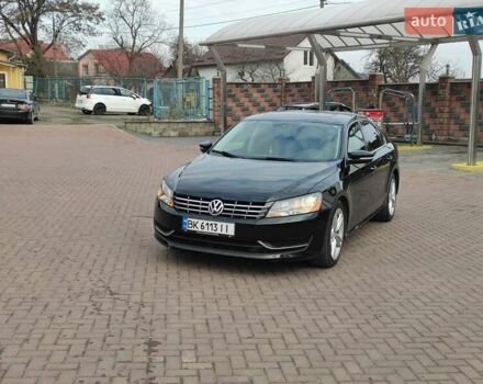 Чорний Фольксваген Пассат, об'ємом двигуна 2 л та пробігом 150 тис. км за 13599 $, фото 3 на Automoto.ua