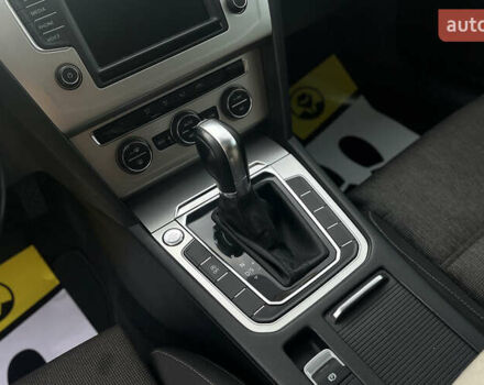 Черный Фольксваген Пассат, объемом двигателя 1.97 л и пробегом 230 тыс. км за 16800 $, фото 11 на Automoto.ua