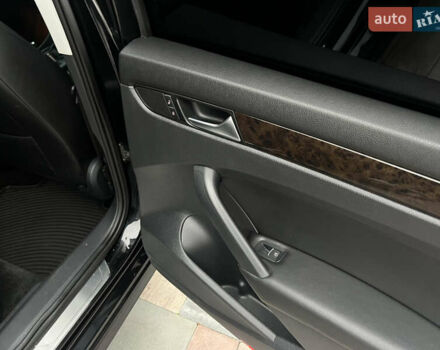 Черный Фольксваген Пассат, объемом двигателя 1.8 л и пробегом 252 тыс. км за 10600 $, фото 19 на Automoto.ua