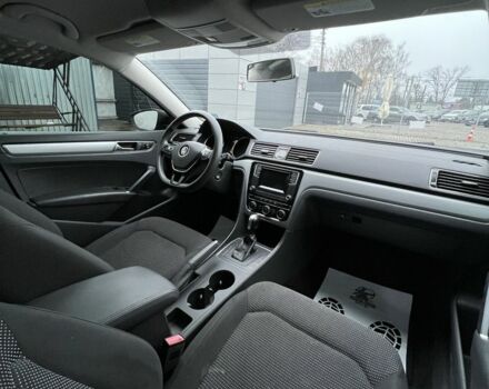 Черный Фольксваген Пассат, объемом двигателя 1.8 л и пробегом 161 тыс. км за 12300 $, фото 13 на Automoto.ua