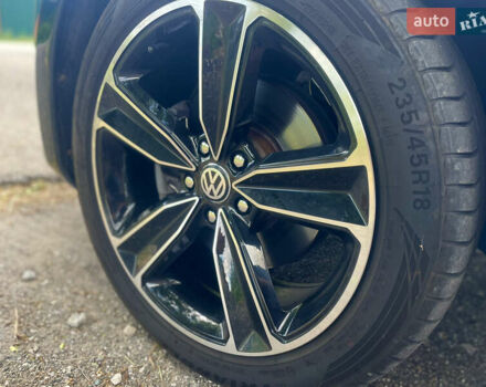 Чорний Фольксваген Пассат, об'ємом двигуна 2 л та пробігом 134 тис. км за 15700 $, фото 10 на Automoto.ua