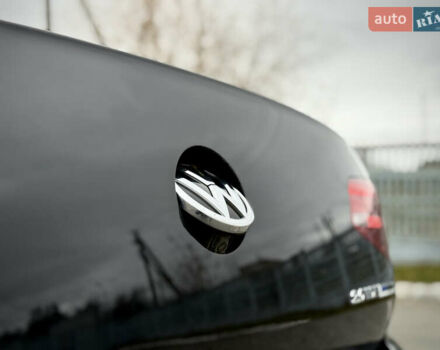 Черный Фольксваген Пассат, объемом двигателя 1.97 л и пробегом 224 тыс. км за 16300 $, фото 28 на Automoto.ua