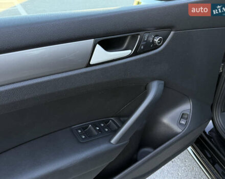 Черный Фольксваген Пассат, объемом двигателя 1.8 л и пробегом 222 тыс. км за 8999 $, фото 27 на Automoto.ua