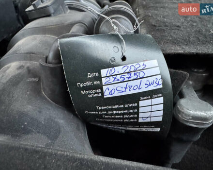 Черный Фольксваген Пассат, объемом двигателя 1.97 л и пробегом 287 тыс. км за 19500 $, фото 20 на Automoto.ua