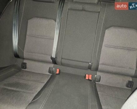 Черный Фольксваген Пассат, объемом двигателя 1.8 л и пробегом 175 тыс. км за 15800 $, фото 30 на Automoto.ua