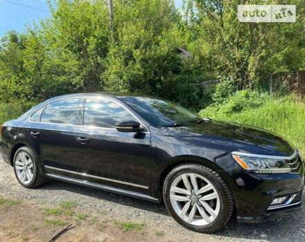 Черный Фольксваген Пассат, объемом двигателя 1.8 л и пробегом 65 тыс. км за 16500 $, фото 2 на Automoto.ua