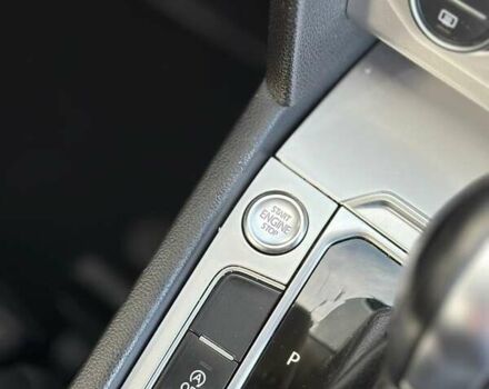 Чорний Фольксваген Пассат, об'ємом двигуна 1.97 л та пробігом 245 тис. км за 16500 $, фото 26 на Automoto.ua