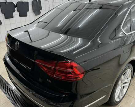 Черный Фольксваген Пассат, объемом двигателя 1.8 л и пробегом 149 тыс. км за 14500 $, фото 9 на Automoto.ua