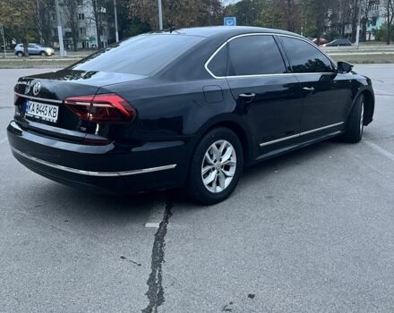 Черный Фольксваген Пассат, объемом двигателя 1.8 л и пробегом 175 тыс. км за 12200 $, фото 11 на Automoto.ua