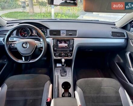 Черный Фольксваген Пассат, объемом двигателя 1.8 л и пробегом 216 тыс. км за 11999 $, фото 49 на Automoto.ua