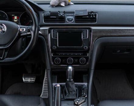 Чорний Фольксваген Пассат, об'ємом двигуна 1.8 л та пробігом 191 тис. км за 13800 $, фото 24 на Automoto.ua