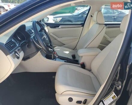 Черный Фольксваген Пассат, объемом двигателя 1.8 л и пробегом 35 тыс. км за 2500 $, фото 6 на Automoto.ua