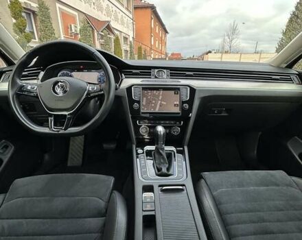 Чорний Фольксваген Пассат, об'ємом двигуна 1.97 л та пробігом 221 тис. км за 18400 $, фото 63 на Automoto.ua