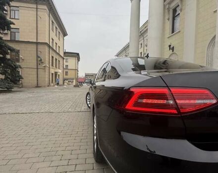 Черный Фольксваген Пассат, объемом двигателя 1.97 л и пробегом 219 тыс. км за 20000 $, фото 8 на Automoto.ua