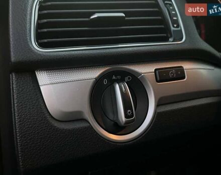 Черный Фольксваген Пассат, объемом двигателя 1.8 л и пробегом 225 тыс. км за 11990 $, фото 16 на Automoto.ua
