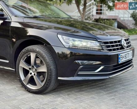 Черный Фольксваген Пассат, объемом двигателя 1.8 л и пробегом 216 тыс. км за 11999 $, фото 5 на Automoto.ua