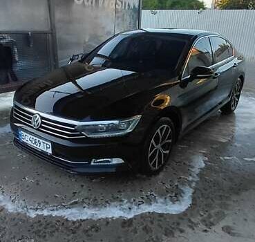 Чорний Фольксваген Пассат, об'ємом двигуна 2 л та пробігом 265 тис. км за 17000 $, фото 2 на Automoto.ua