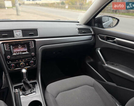 Чорний Фольксваген Пассат, об'ємом двигуна 1.8 л та пробігом 146 тис. км за 10900 $, фото 53 на Automoto.ua