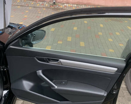 Черный Фольксваген Пассат, объемом двигателя 1.8 л и пробегом 195 тыс. км за 11000 $, фото 14 на Automoto.ua