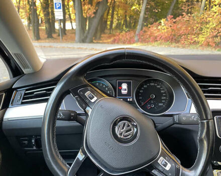 Черный Фольксваген Пассат, объемом двигателя 1.4 л и пробегом 203 тыс. км за 19000 $, фото 14 на Automoto.ua