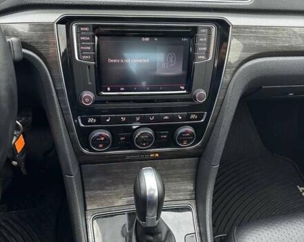 Чорний Фольксваген Пассат, об'ємом двигуна 1.8 л та пробігом 205 тис. км за 12600 $, фото 13 на Automoto.ua