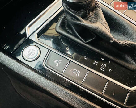 Черный Фольксваген Пассат, объемом двигателя 2 л и пробегом 251 тыс. км за 16100 $, фото 45 на Automoto.ua