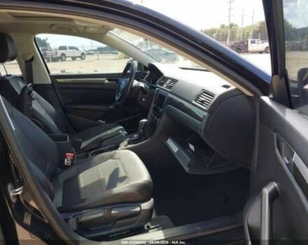 Черный Фольксваген Пассат, объемом двигателя 1.8 л и пробегом 87 тыс. км за 1400 $, фото 4 на Automoto.ua