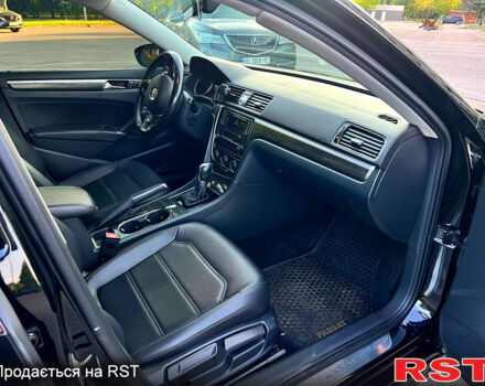 Чорний Фольксваген Пассат, об'ємом двигуна 1.8 л та пробігом 78 тис. км за 12950 $, фото 10 на Automoto.ua