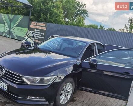 Черный Фольксваген Пассат, объемом двигателя 1.6 л и пробегом 260 тыс. км за 13000 $, фото 2 на Automoto.ua