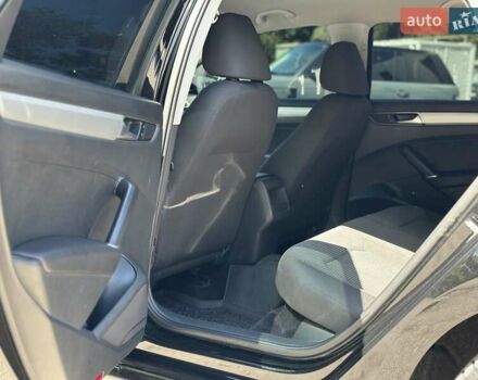 Черный Фольксваген Пассат, объемом двигателя 1.8 л и пробегом 206 тыс. км за 9999 $, фото 8 на Automoto.ua