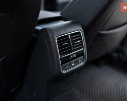 Чорний Фольксваген Пассат, об'ємом двигуна 1.8 л та пробігом 191 тис. км за 13800 $, фото 21 на Automoto.ua