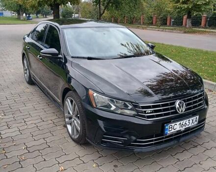 Чорний Фольксваген Пассат, об'ємом двигуна 1.8 л та пробігом 140 тис. км за 12400 $, фото 7 на Automoto.ua
