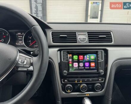 Черный Фольксваген Пассат, объемом двигателя 1.8 л и пробегом 198 тыс. км за 12900 $, фото 17 на Automoto.ua