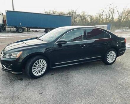 Черный Фольксваген Пассат, объемом двигателя 1.8 л и пробегом 250 тыс. км за 9000 $, фото 1 на Automoto.ua