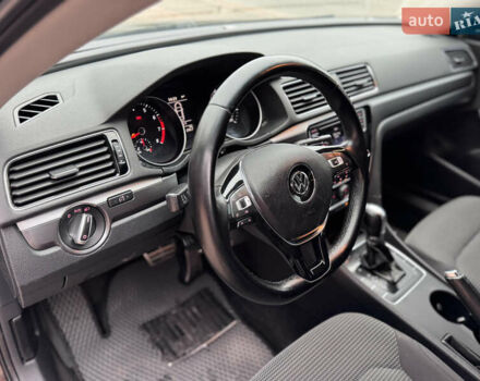 Чорний Фольксваген Пассат, об'ємом двигуна 1.8 л та пробігом 146 тис. км за 10900 $, фото 35 на Automoto.ua