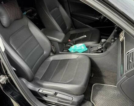 Черный Фольксваген Пассат, объемом двигателя 1.8 л и пробегом 209 тыс. км за 13300 $, фото 19 на Automoto.ua