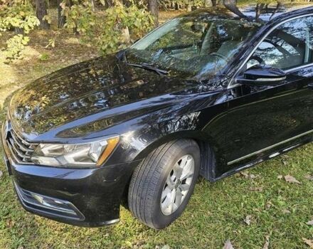 Черный Фольксваген Пассат, объемом двигателя 0 л и пробегом 118 тыс. км за 7500 $, фото 1 на Automoto.ua