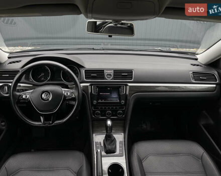 Чорний Фольксваген Пассат, об'ємом двигуна 1.8 л та пробігом 205 тис. км за 13100 $, фото 10 на Automoto.ua