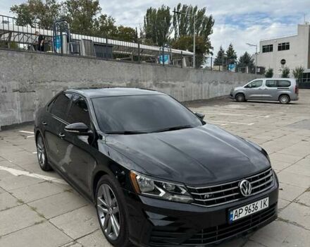 Черный Фольксваген Пассат, объемом двигателя 1.8 л и пробегом 209 тыс. км за 13300 $, фото 1 на Automoto.ua