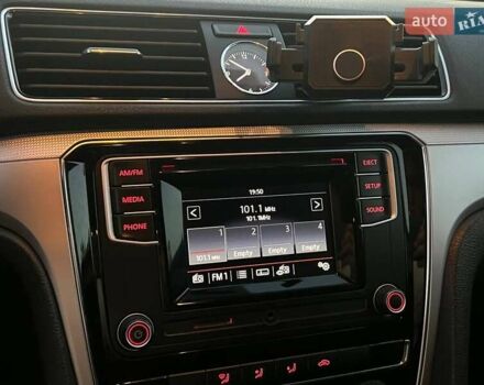 Черный Фольксваген Пассат, объемом двигателя 1.8 л и пробегом 225 тыс. км за 11990 $, фото 22 на Automoto.ua