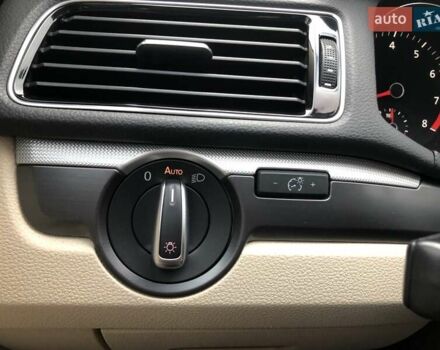 Чорний Фольксваген Пассат, об'ємом двигуна 1.8 л та пробігом 200 тис. км за 13700 $, фото 26 на Automoto.ua