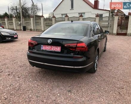 Чорний Фольксваген Пассат, об'ємом двигуна 1.8 л та пробігом 200 тис. км за 13700 $, фото 12 на Automoto.ua