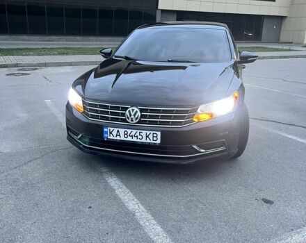 Черный Фольксваген Пассат, объемом двигателя 1.8 л и пробегом 175 тыс. км за 12200 $, фото 14 на Automoto.ua