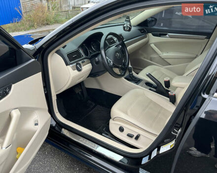 Чорний Фольксваген Пассат, об'ємом двигуна 1.8 л та пробігом 105 тис. км за 12500 $, фото 7 на Automoto.ua