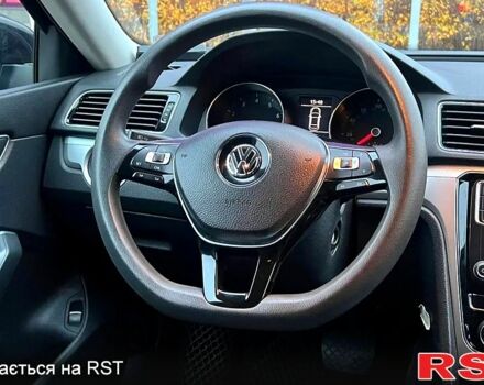 Черный Фольксваген Пассат, объемом двигателя 1.8 л и пробегом 227 тыс. км за 11500 $, фото 7 на Automoto.ua